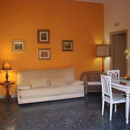 マルサラPalazzo Doriaアパートメント 部屋 写真