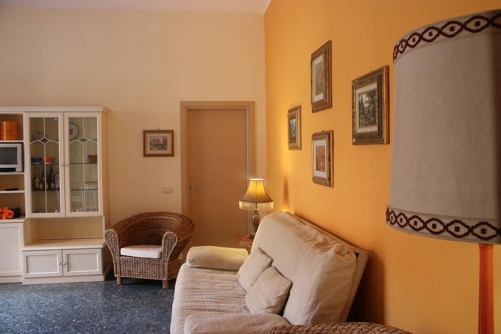 マルサラPalazzo Doriaアパートメント 部屋 写真
