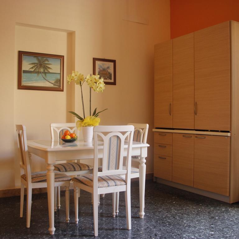 マルサラPalazzo Doriaアパートメント 部屋 写真