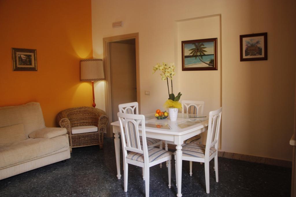 マルサラPalazzo Doriaアパートメント 部屋 写真