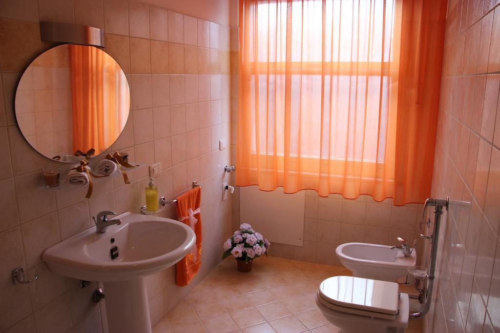 マルサラPalazzo Doriaアパートメント 部屋 写真